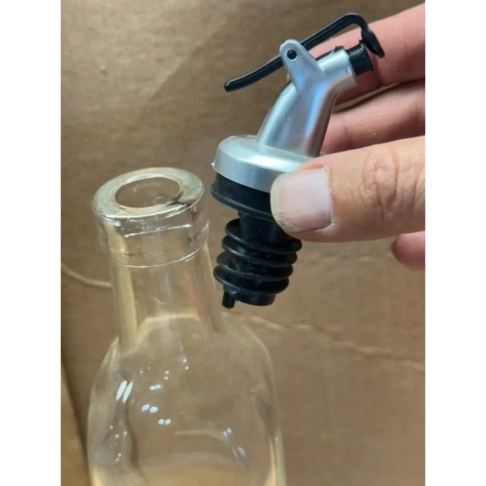 Libbey 16.9 oz Glass Oil and Vinegar Bottle dispenser